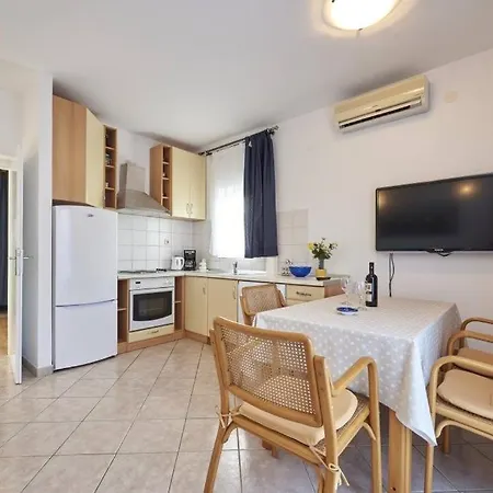 In Slatine With Sea View, Terrace, Air Conditioning, Wi-fi Apartment Trogir