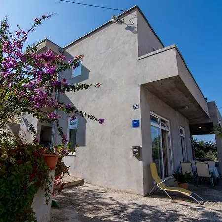 In Slatine With Sea View, Terrace, Air Conditioning, Wi-fi Apartment Trogir